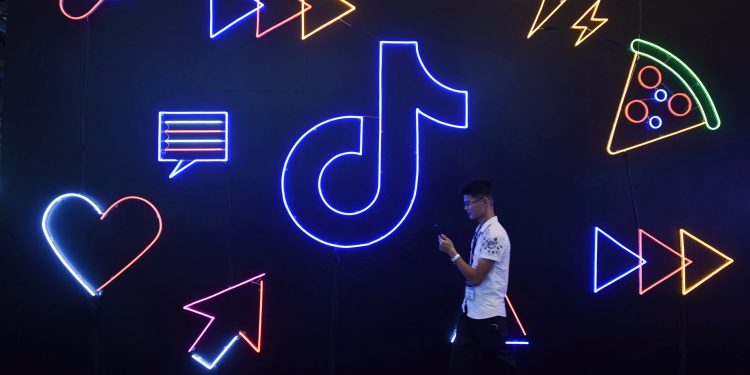 TikTok’s #2 Exec Bails as Company Fights for Its Life