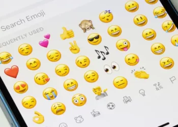 Thumbs-Up Emoji Is an Official Contract Agreement, Canadian Court Rules