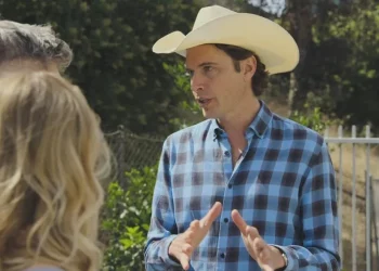 Elon Musk’s Brother Closes Majority of Farming Startup’s Locations