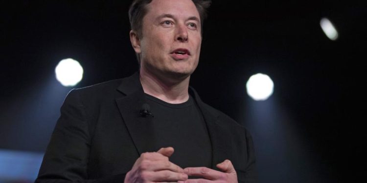 Elon Musk Tests Verification With a Government ID and a Selfie