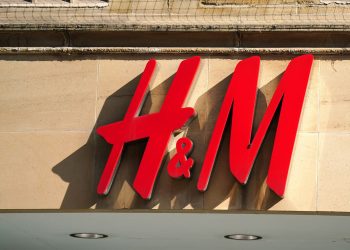H&M Blames Warm Weather for September Sales Slide