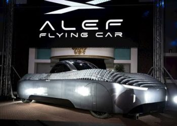 Flying Car: World’s First Unveiled at Detroit Auto Show