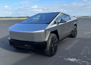 Musk Says Tesla ‘Dug Our Own Grave’ With the Cybertruck