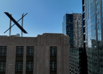 Musk’s X Illegally Fired Worker Challenging Office Return, US Labor Board Says