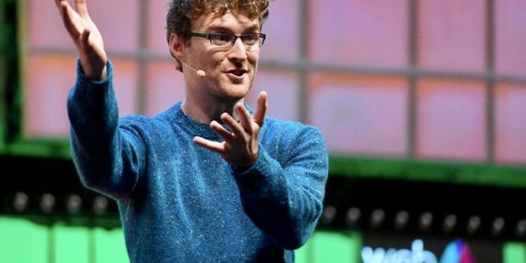 Web Summit CEO Resigns After Controversial Comments on Israel-Hamas Conflict