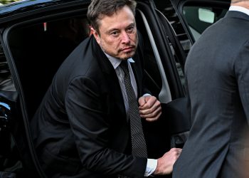 Elon Musk Unleashes Verbal Tirade Against Advertisers Departing X Amidst Antisemitic Content Controversy