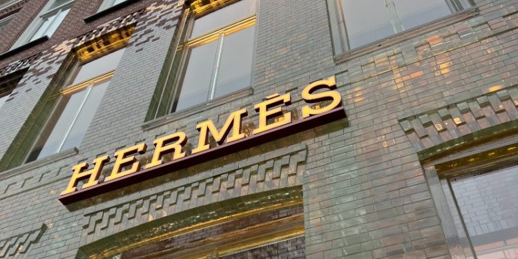 Hermès Heir Shocks World with Unprecedented Decision: Plans to Adopt Gardener and Bequeath $11 Billion Fortune