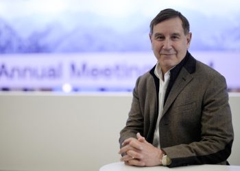 PwC Poll Reveals CEOs’ Perspectives on AI at World Economic Forum in Davos