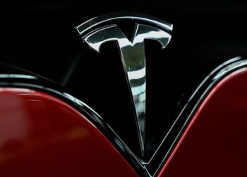 Tesla Announces Job Cuts: Over 6,000 Positions to be Slashed in Texas and California