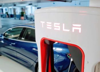 Tesla Reports 55% Profit Decline, Cites Pressure on EV Sales from Hybrids
