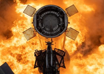 Massive Explosion Rocks SpaceX Texas Facility, Starship Engine in Flames