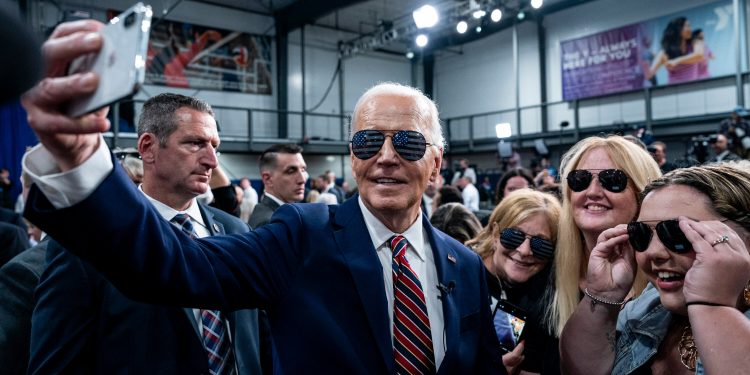 Viral Blog Post by Bureaucrat Reveals Tech Billionaires’ Fear of Biden and Support for Trump