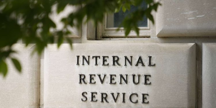 House GOP Proposes IRS Funding Cuts, Aims to Defund Free Tax Filing System