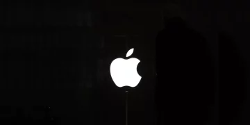 Judge Rules Apple Must Submit Homework by Monday, No Exceptions