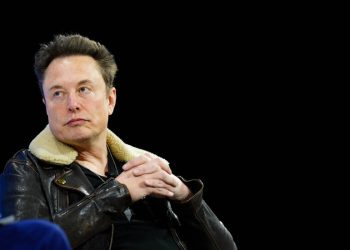 Starlink Refuses to Comply with Brazil’s “X” Ban: A Tense Standoff in the Digital Space