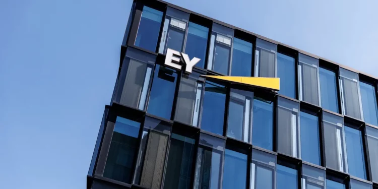 Ernst & Young Fires U.S. Employees for Attending Multiple Training Sessions, Accused of Cheating and Legal Violations
