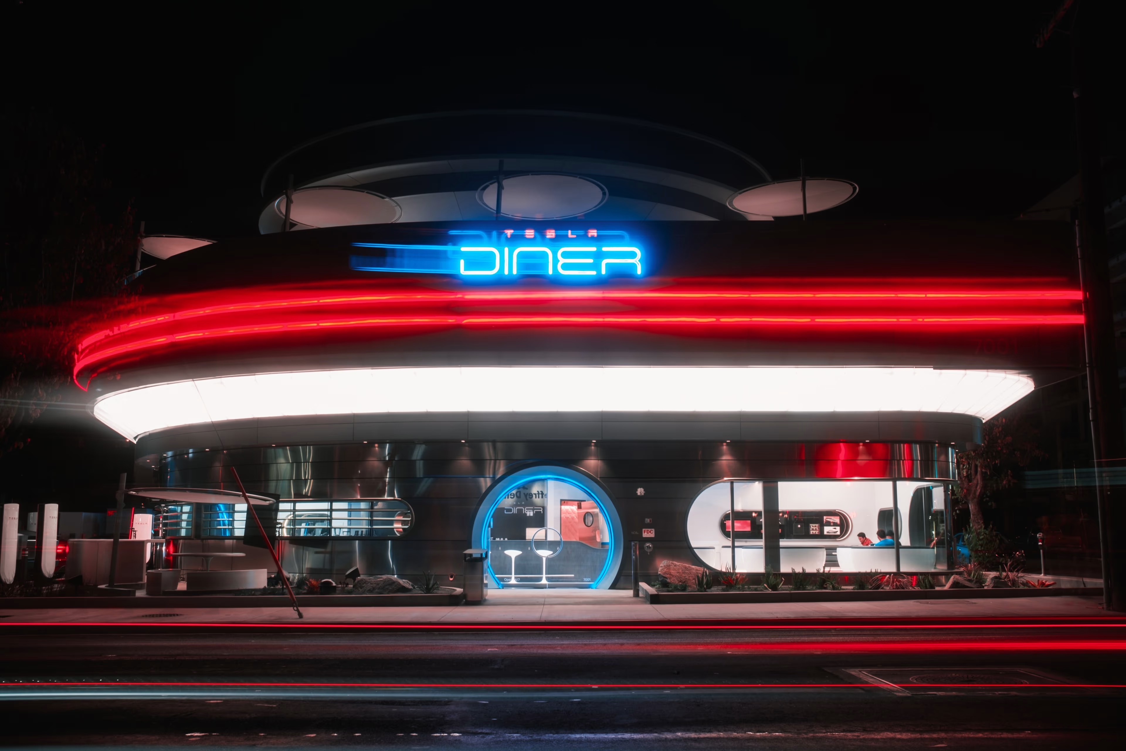 Tesla’s Diner Went From Viral Sensation to Empty Pit Stop in Six Months