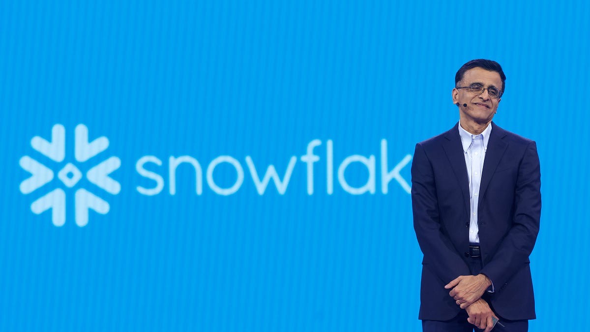 Snowflake Implements Targeted Layoffs as CEO Sridhar Ramaswamy Accelerates AI-Driven Transformation