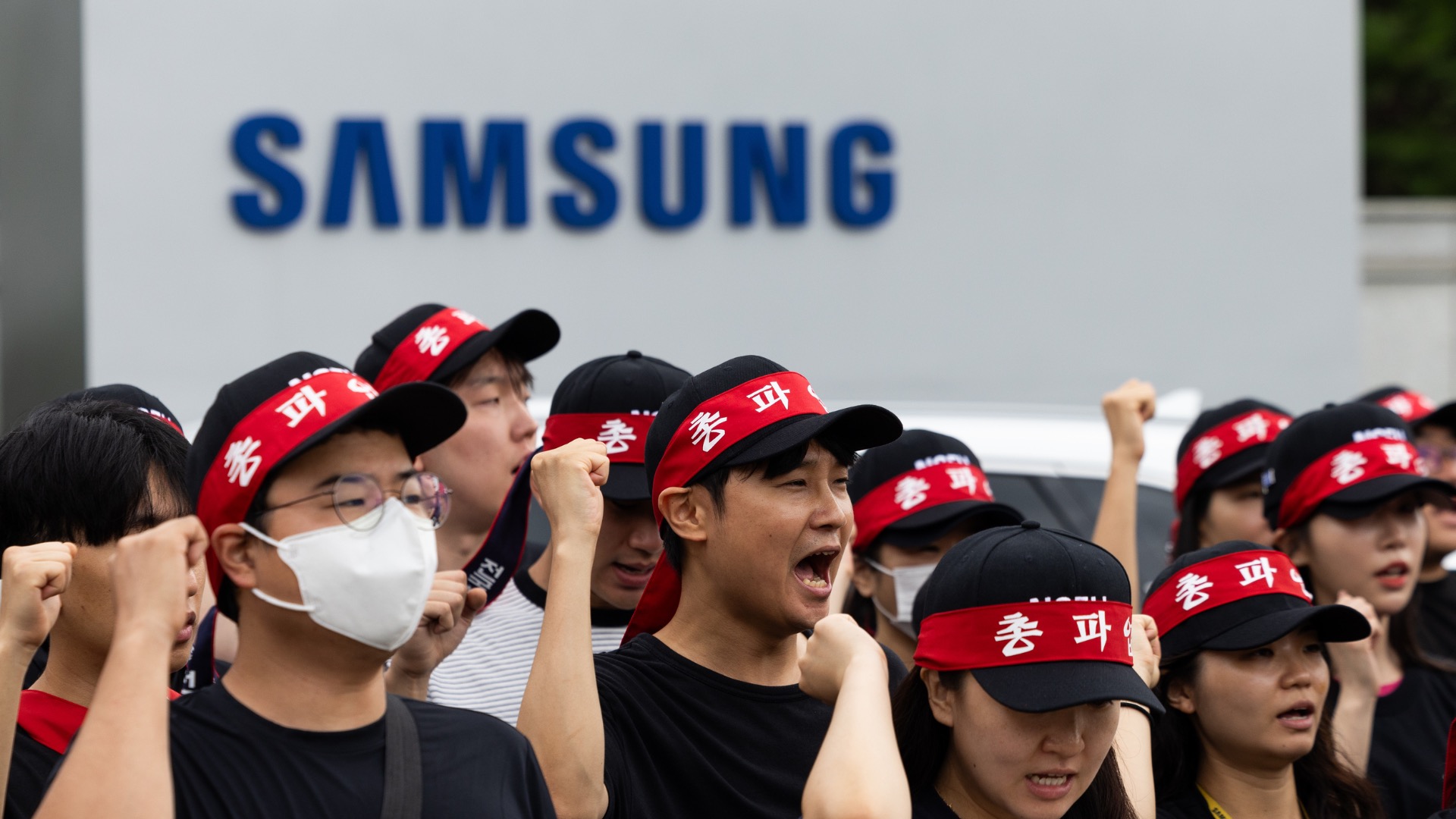 Samsung Chip Workers to Receive Average $340,000 Bonus as AI Boom Fuels Record Profits