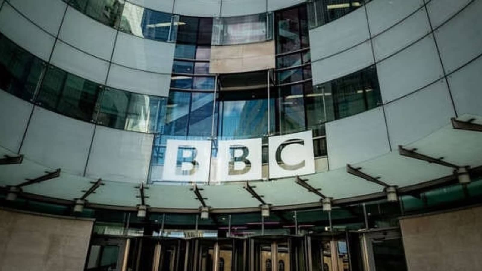 BBC Layoffs: UK Broadcaster to Cut Hundreds of Jobs as News Division Faces Major Downsizing